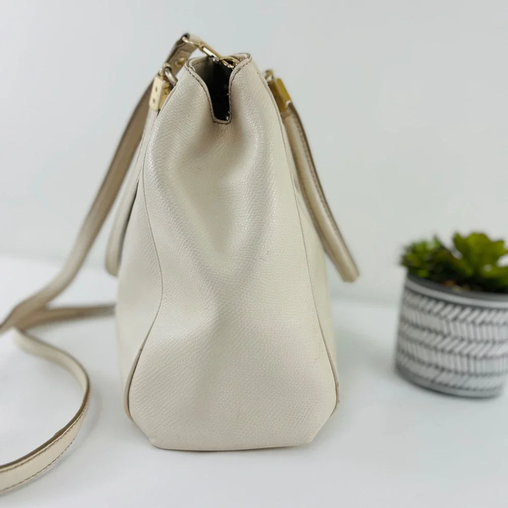 Coach Minetta Ivory Crossgrain Leather Satchel Crossbody Bag F34607